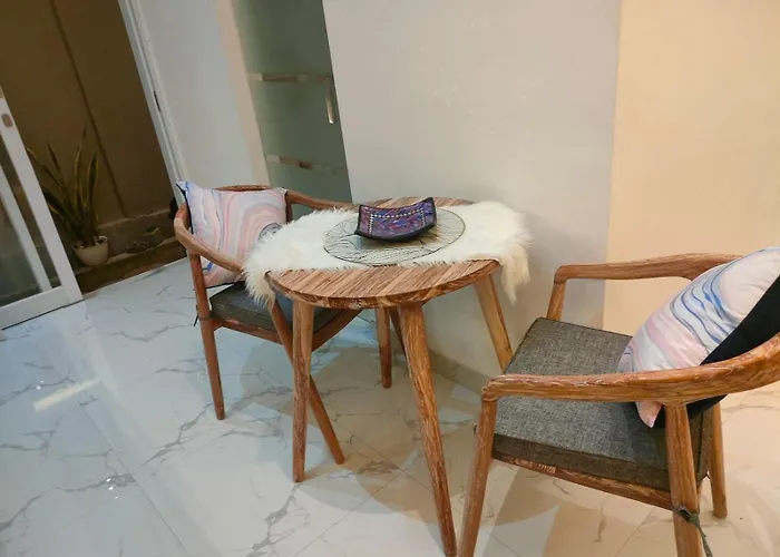 Emas Mulia Luxury 6 *